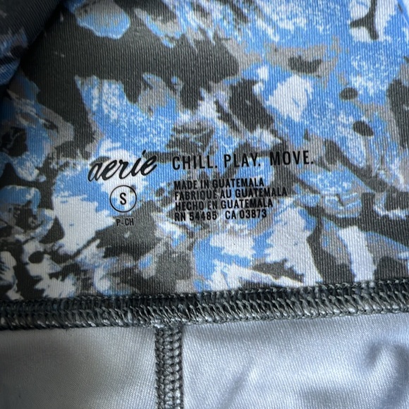 Chill Play Move Aerie Mesh Leggings - Picture 3 of 3